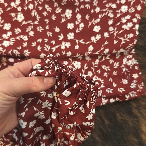 Nice work worthy top! - Picture 4 of 4